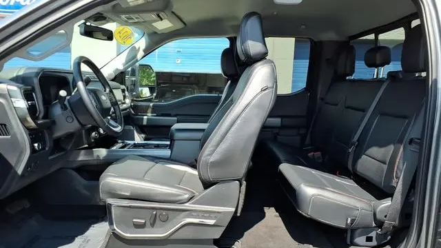 2024 Ford F-350 Super Duty Lariat