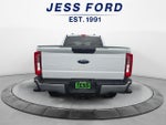 2024 F-350 Super Duty Thumbnail 4