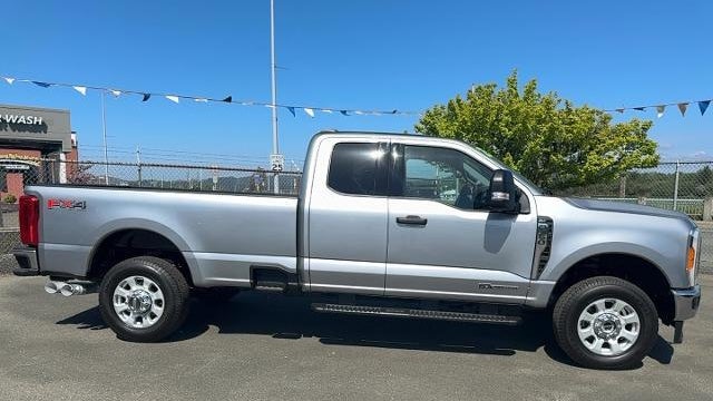 2023 Ford F-350 Super Duty Lariat