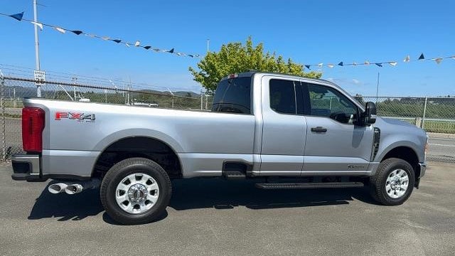 2023 Ford F-350 Super Duty Lariat
