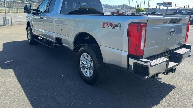 2023 Ford F-350 Super Duty Lariat