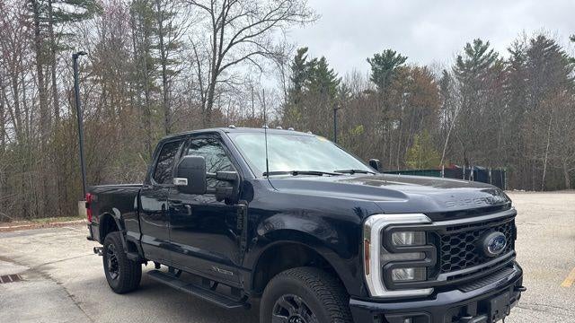 2024 Ford F-350 Super Duty Lariat