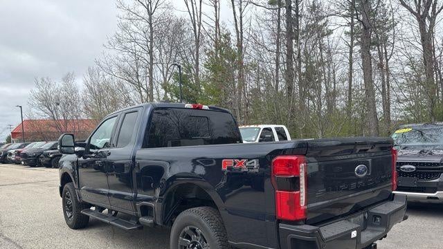 2024 Ford F-350 Super Duty Lariat