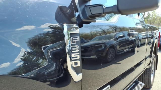 2022 Ford F-350 Super Duty Lariat