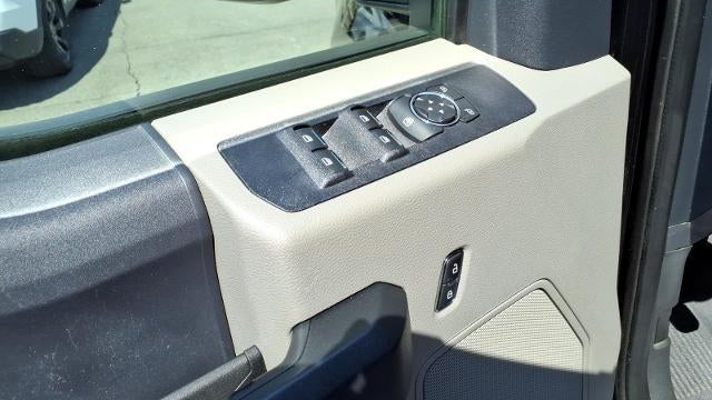 2022 Ford F-350 Super Duty Lariat