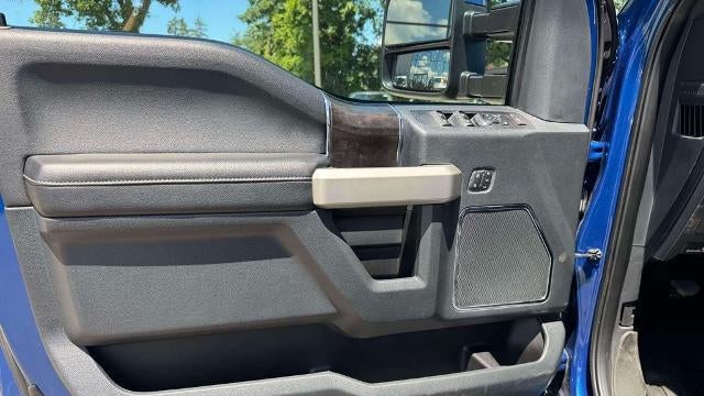 2022 Ford F-350 Super Duty Lariat