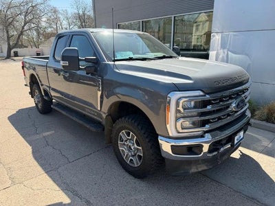 2023 Ford F-350 Super Duty 4X4 Lariat 4DR Supercab 6.8 FT. SB SRW Pickup