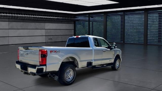 2024 Ford F-350 Super Duty XLT
