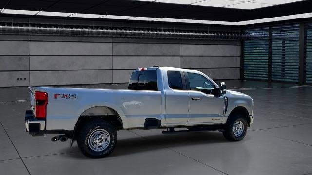 2024 Ford F-350 Super Duty XLT