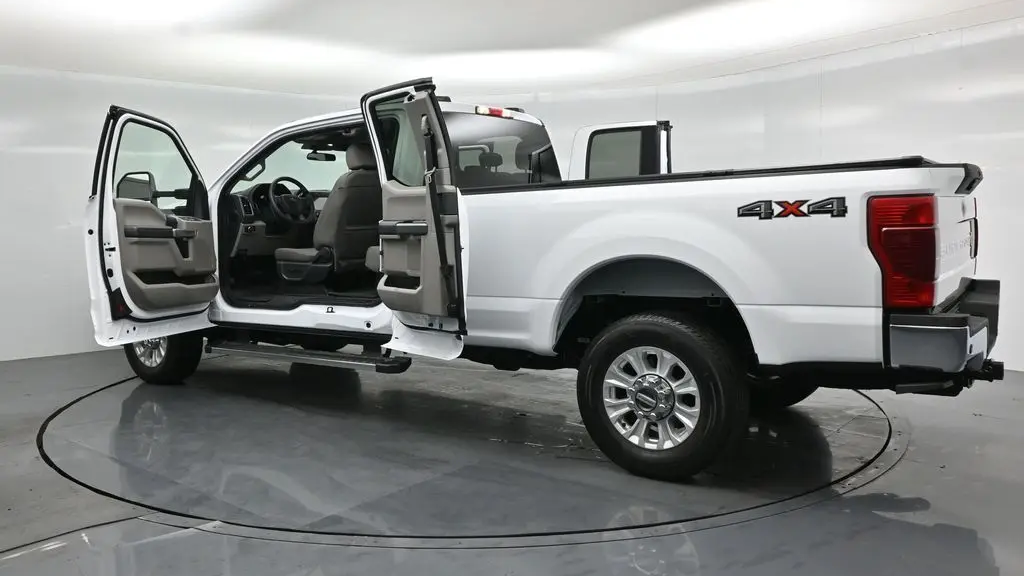 2022 Ford F-350 Super Duty Lariat
