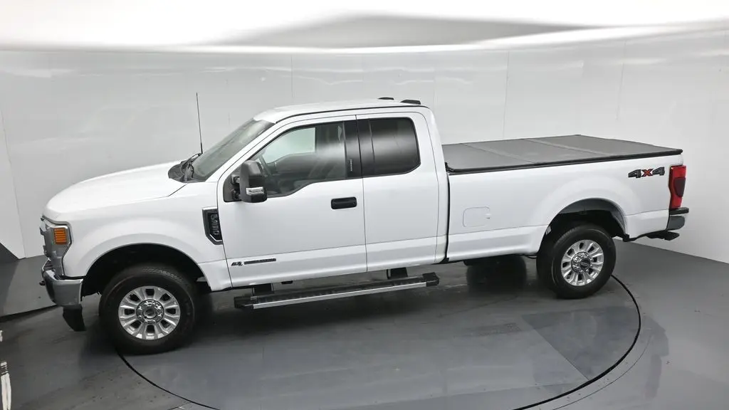 2022 Ford F-350 Super Duty Lariat