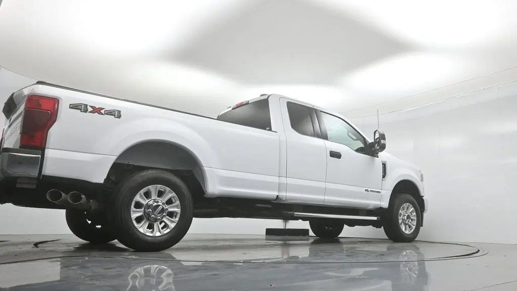 2022 Ford F-350 Super Duty Lariat