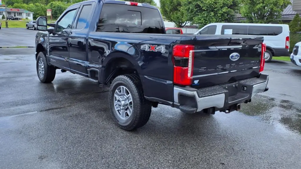2023 Ford F-350 Super Duty Lariat