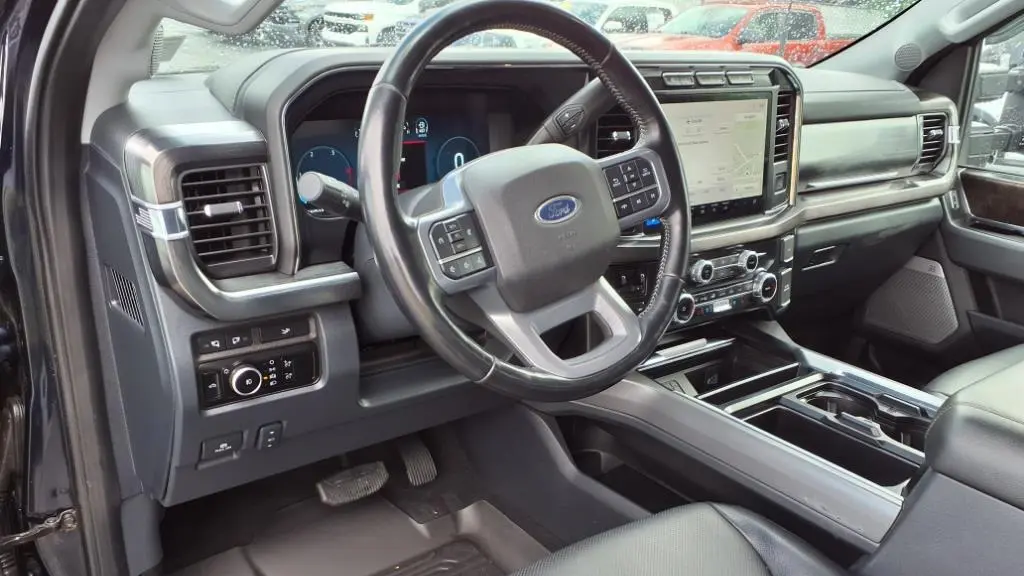 2023 Ford F-350 Super Duty Lariat