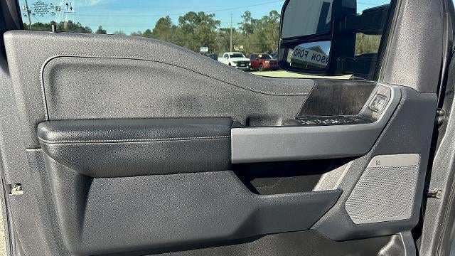 2023 Ford F-350 Super Duty Lariat