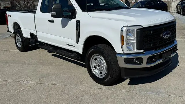 2024 Ford F-350 Super Duty XLT