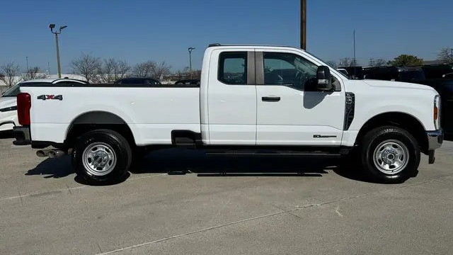 2024 Ford F-350 Super Duty XLT