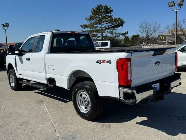 2024 Ford F-350 - $38,001