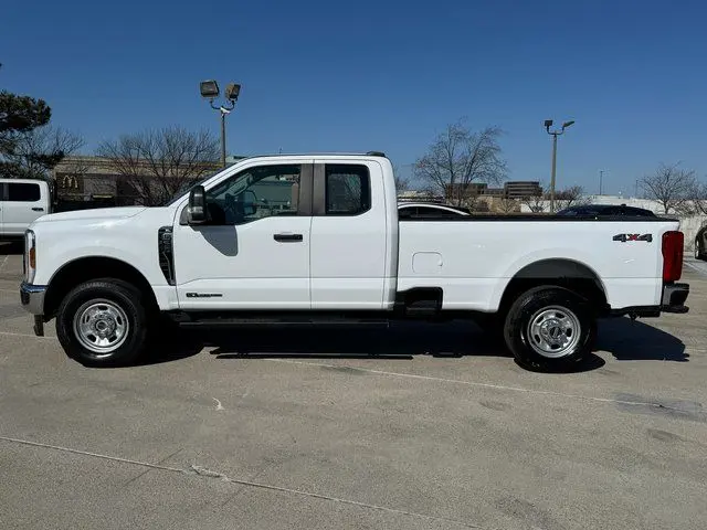 2024 Ford F-350 - $38,001