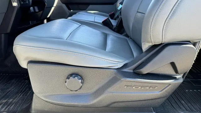 2024 Ford F-350 Super Duty XLT