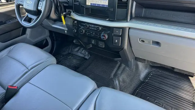 2024 Ford F-350 Super Duty XLT