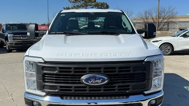 2024 Ford F-350 Super Duty XLT