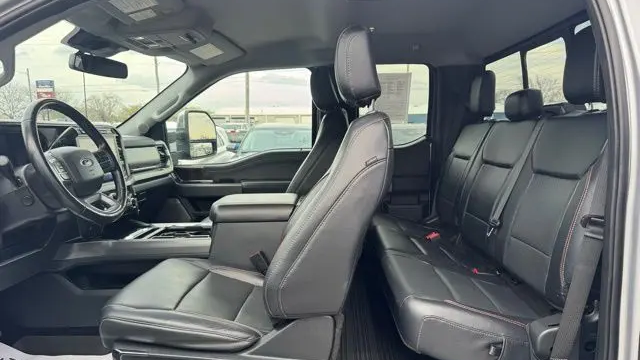 2023 Ford F-350 Super Duty Lariat