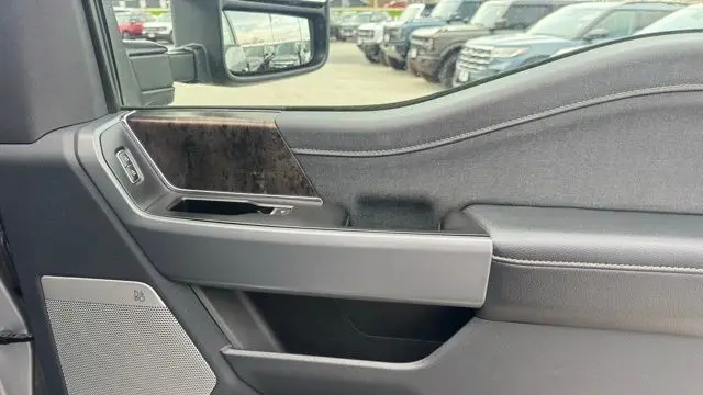 2023 Ford F-350 Super Duty Lariat