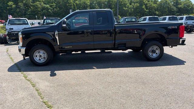 2023 Ford F-350 Super Duty Lariat