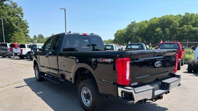 2023 Ford F-350 Super Duty Lariat