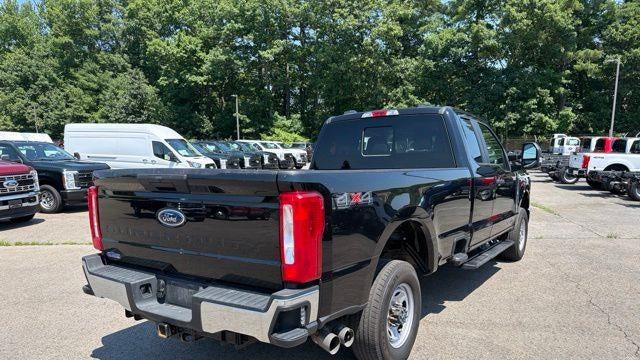 2023 Ford F-350 Super Duty Lariat