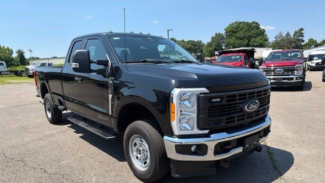 2023 Ford F-350 Super Duty Lariat