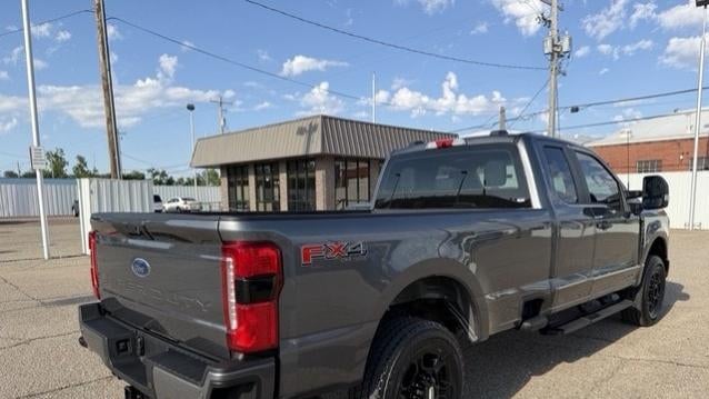 2024 Ford F-350 Super Duty Lariat