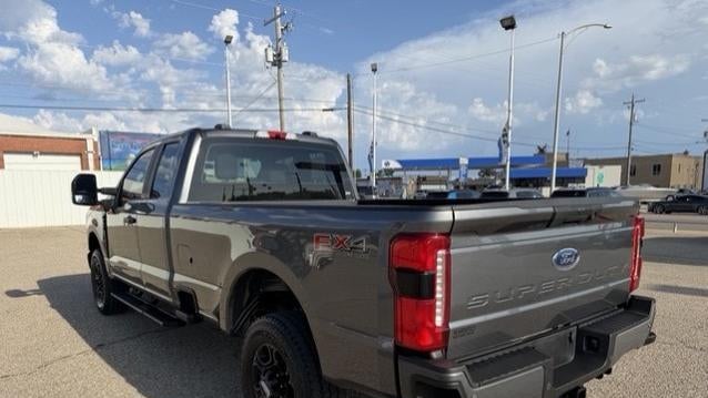 2024 Ford F-350 Super Duty Lariat