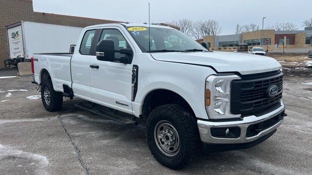 2025 Ford F-350 Super Duty XL