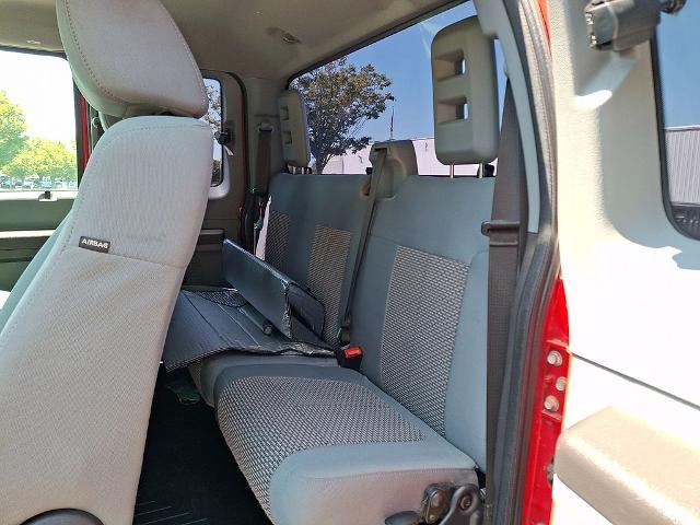 2015 Ford F-350 - $25,699