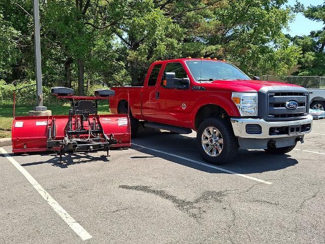 2015 Ford F-350 - $25,699