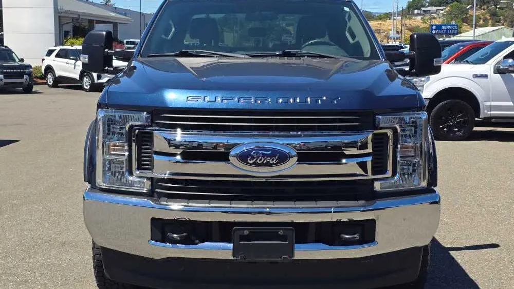 2017 Ford F-350 Super Duty Lariat