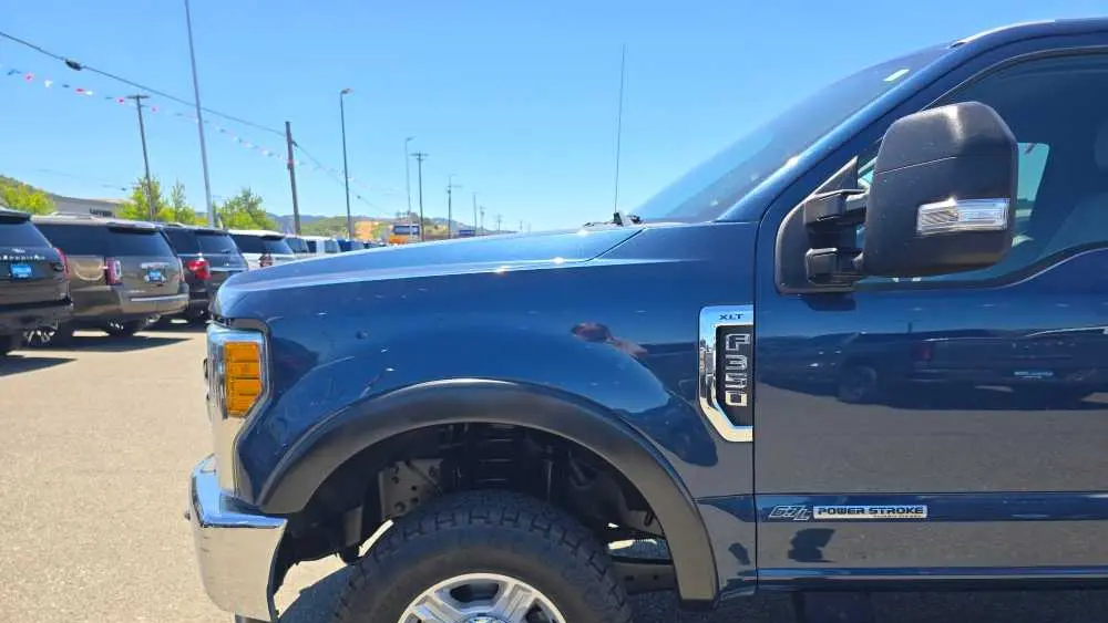 2017 Ford F-350 Super Duty Lariat