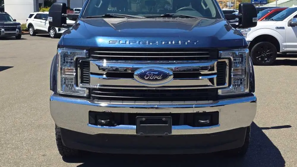 2017 Ford F-350 Super Duty Lariat