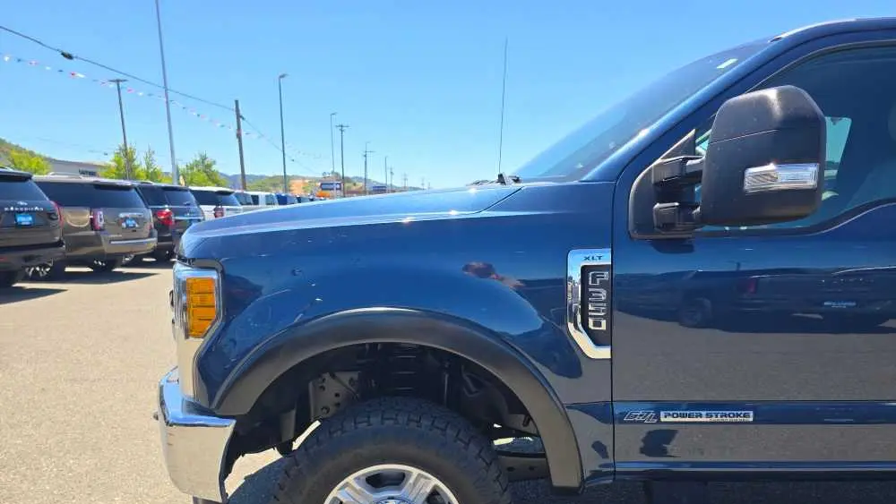 2017 Ford F-350 Super Duty Lariat