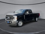 2025 F-350 Super Duty Thumbnail 1