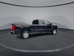 2025 F-350 Super Duty Thumbnail 8