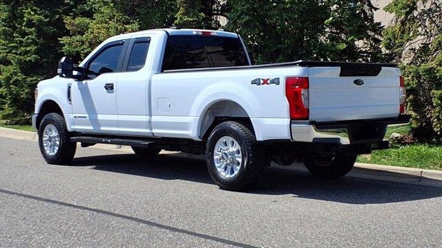 2022 Ford F-350 Super Duty Lariat