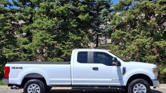 2022 Ford F-350 Super Duty Lariat