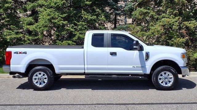 2022 Ford F-350 Super Duty Lariat