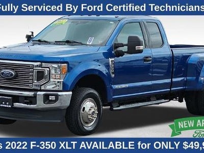 2022 Ford F-350 Super Duty 4X2 Lariat 4DR Supercab 8 FT. LB DRW Pickup