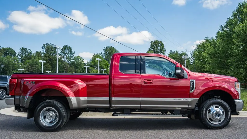 2022 Ford F-350 Super Duty XLT
