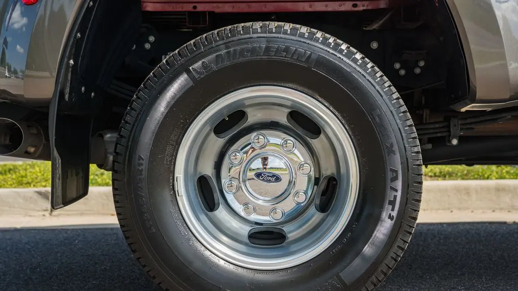 2022 Ford F-350 Super Duty XLT