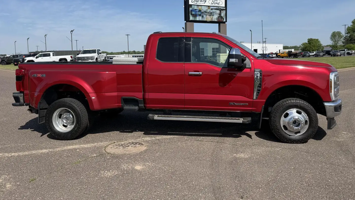 Preowned 2024 Ford F-350 Super Duty Lariat for Sale